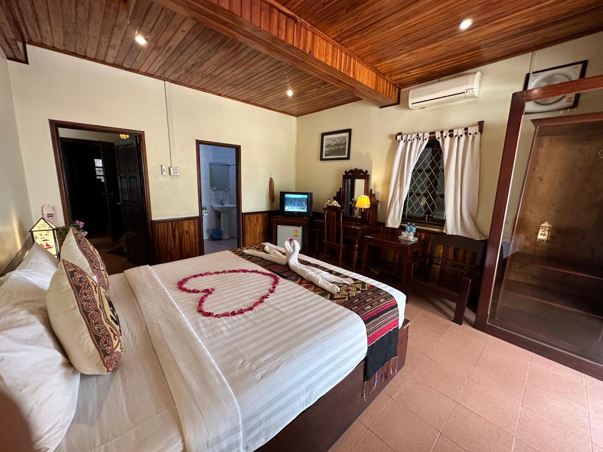 Villa Alounsavath Mekong Riverside Luang Prabang Exterior foto