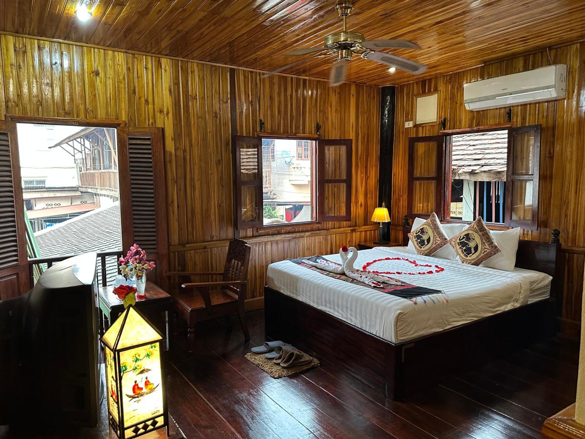 Villa Alounsavath Mekong Riverside Luang Prabang Exterior foto